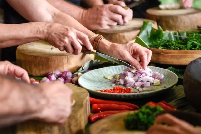 Full Day Traditional Cooking Class Local Market